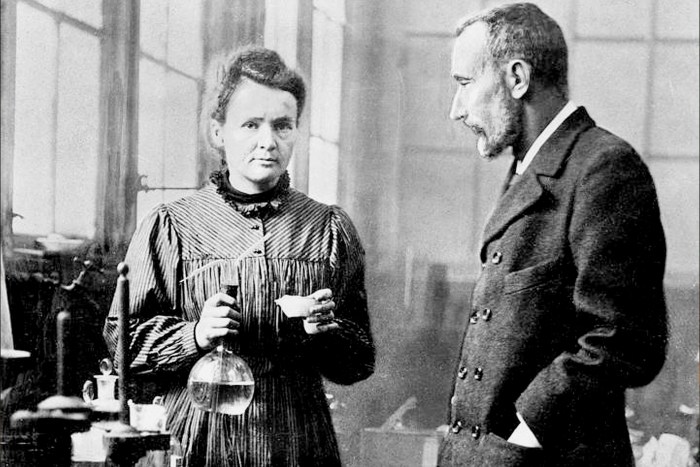 Primeros descubrimientos de Marie Curie